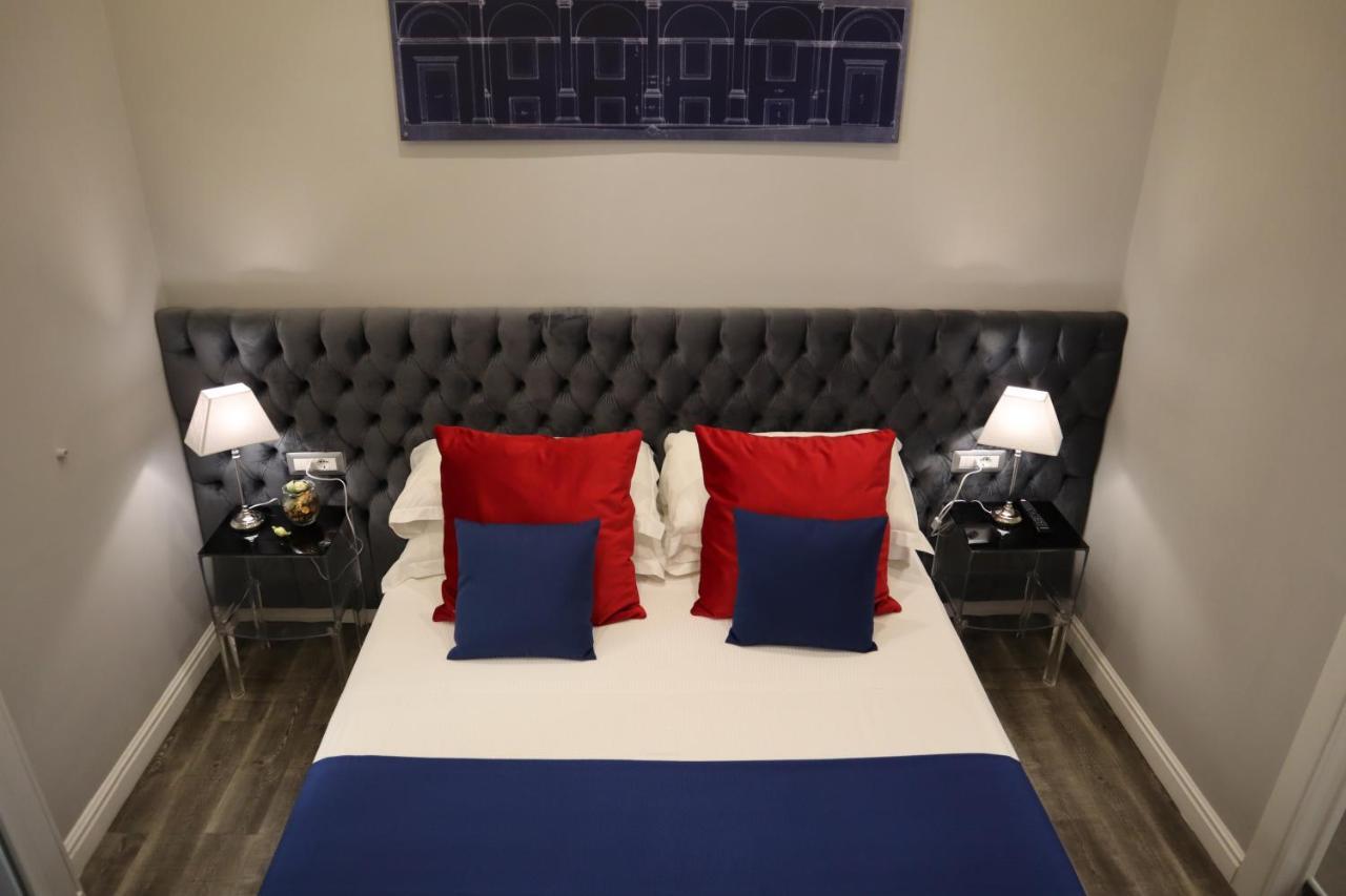 Millina Suites In Navona ローマ エクステリア 写真