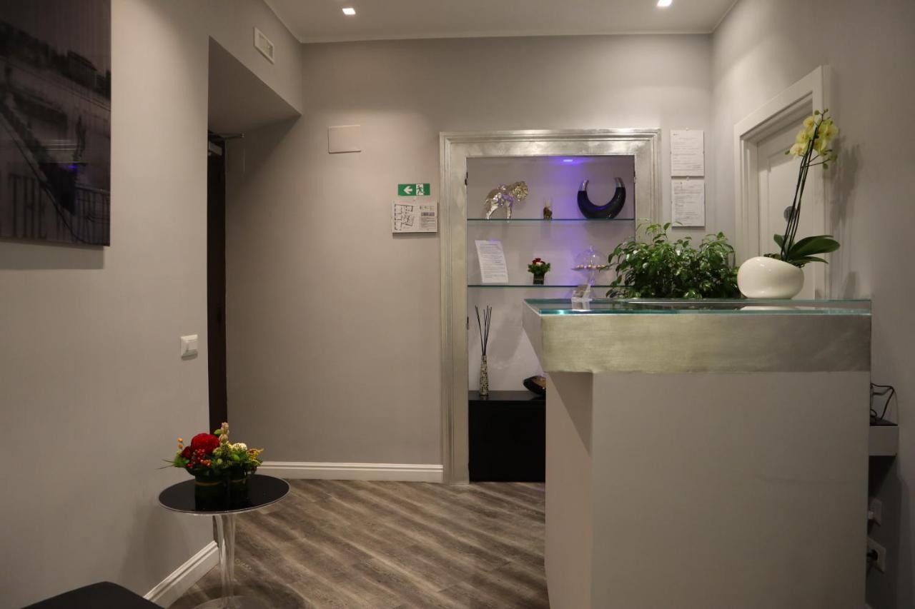 Millina Suites In Navona ローマ エクステリア 写真